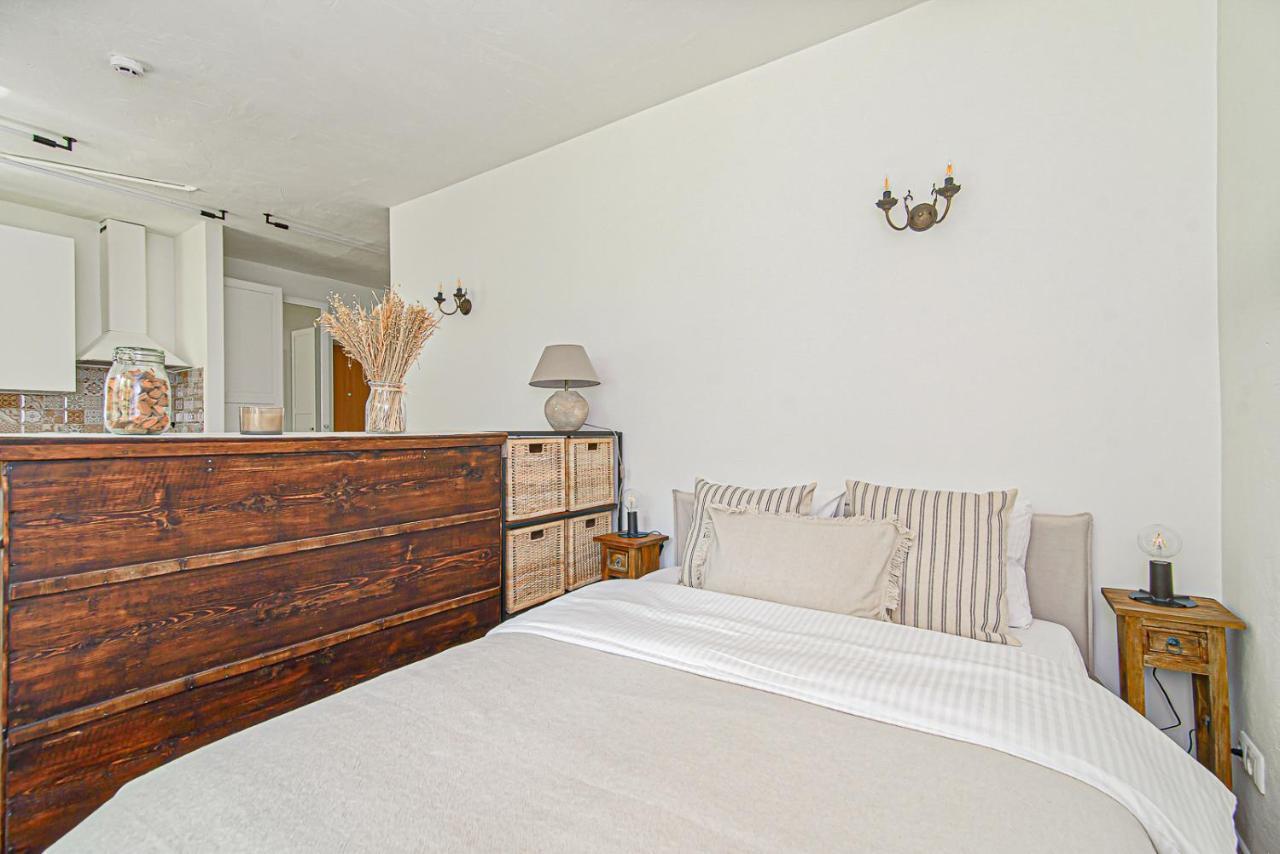 Cozy Studio In The Heart Of Vilnius Old Town Luaran gambar