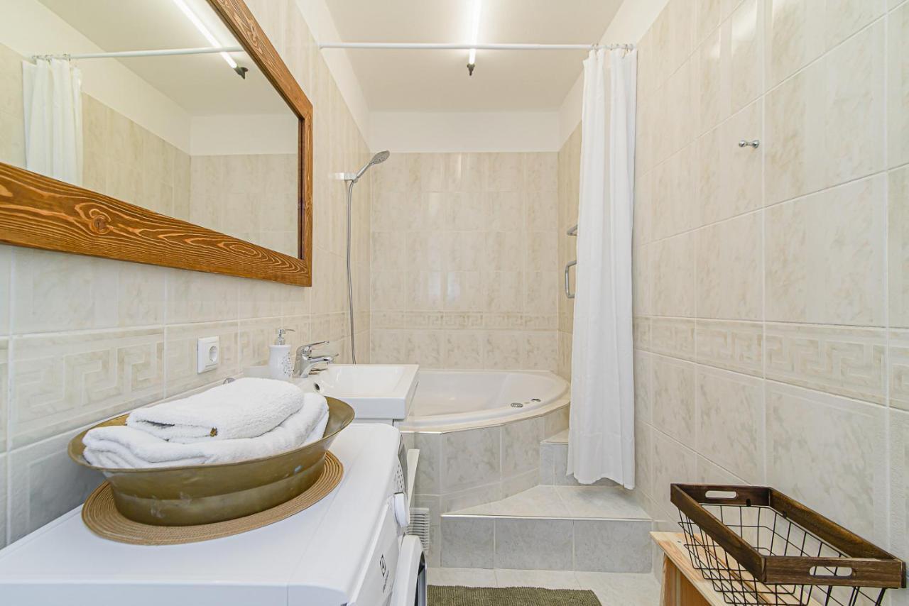 Cozy Studio In The Heart Of Vilnius Old Town Luaran gambar